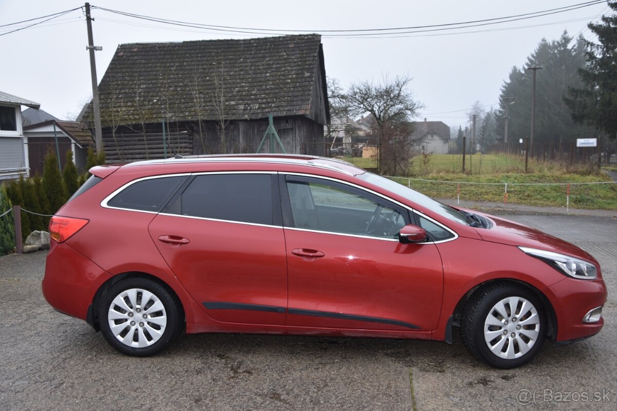 Kia Cee´d SW 1.6 GDI LX/Silver - 6