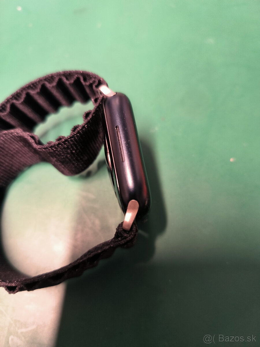Apple Watch 7 44mm - 94% zdravie - 6