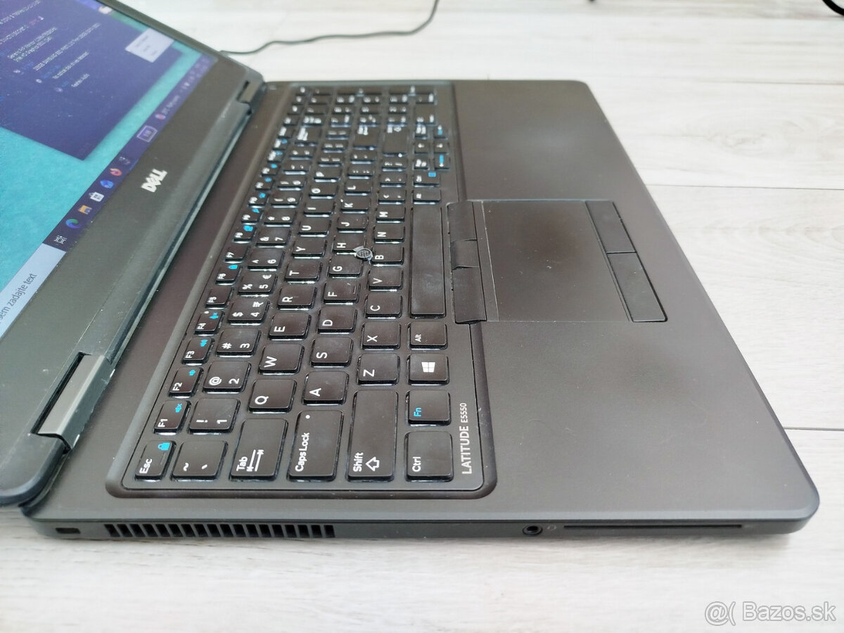 notebook Dell E5550 - Core i5-5300u, 8GB, 256GB SSD, W10 - 6