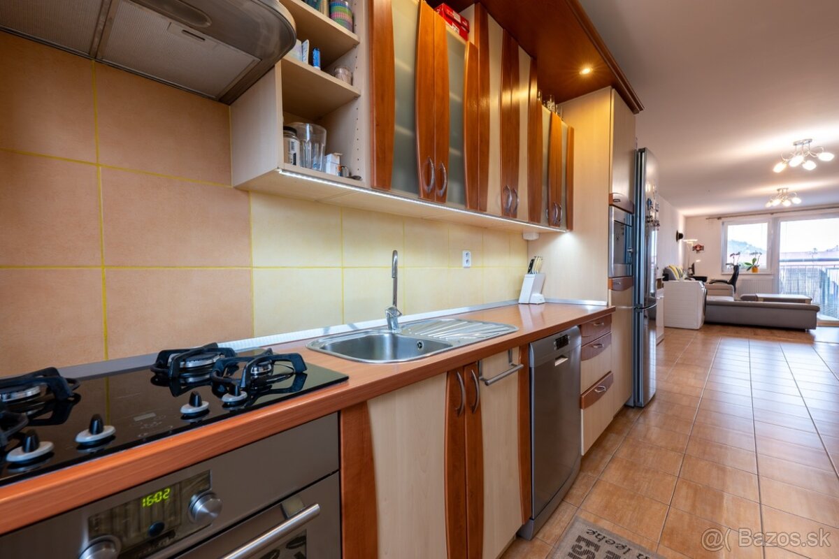 Priestranný 3 izbový byt + garáž, Beckov - 6