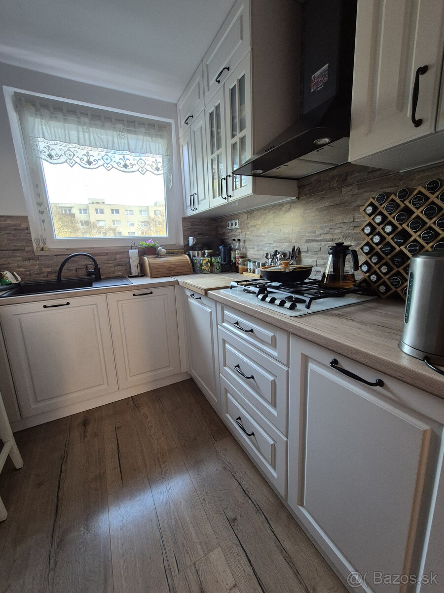 Predaj 4 izbového bytu na Ľadovni v Martine - 6