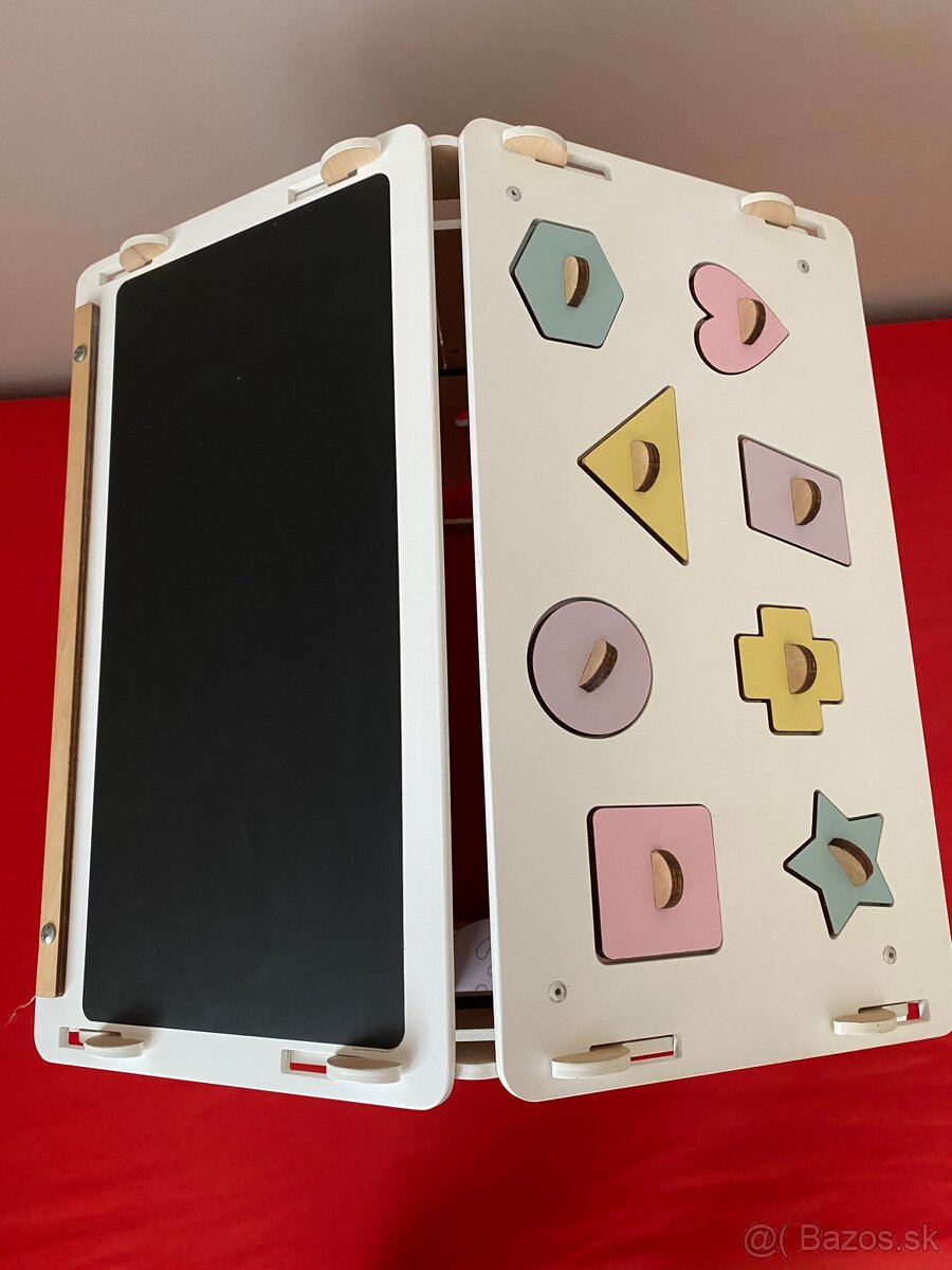 Elisdesign biely domcek - activityboard - 6