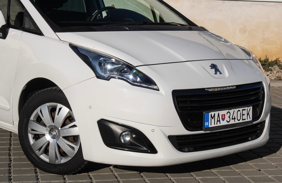 Peugeot 5008 2.0 HDi 110 kW - 6
