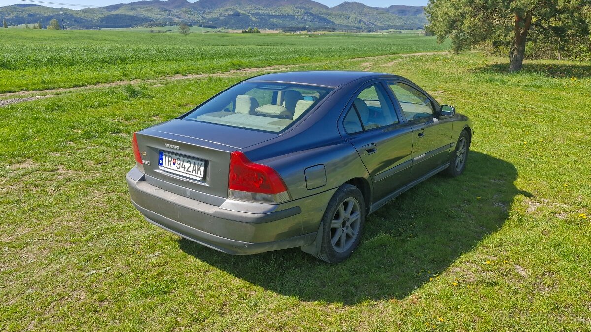 Predám Volvo S60 D5 - 6