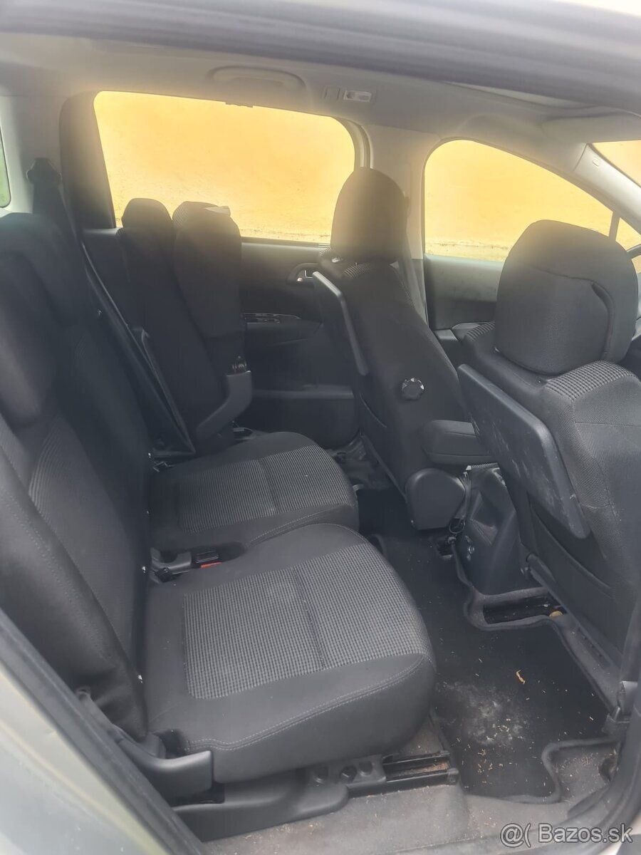 Peugeot 5008 1,6 benzin - 6