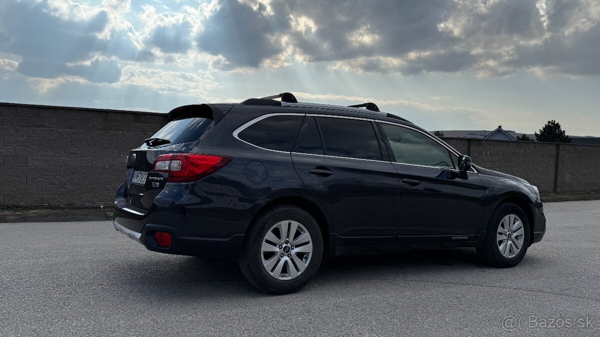 Subaru Outback 2D - 6