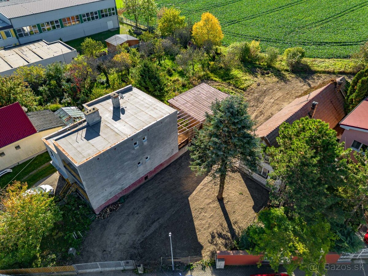 ŠPORTOVÁ ul. - STAVEBNÝ POZEMOK V POKOJNEJ ČASTI OBCE - 6