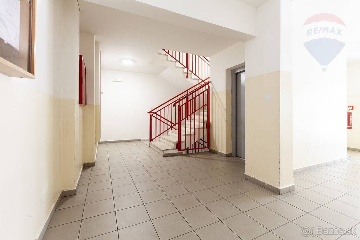 Prenájom komerčného priestoru (kancelárie) - 6