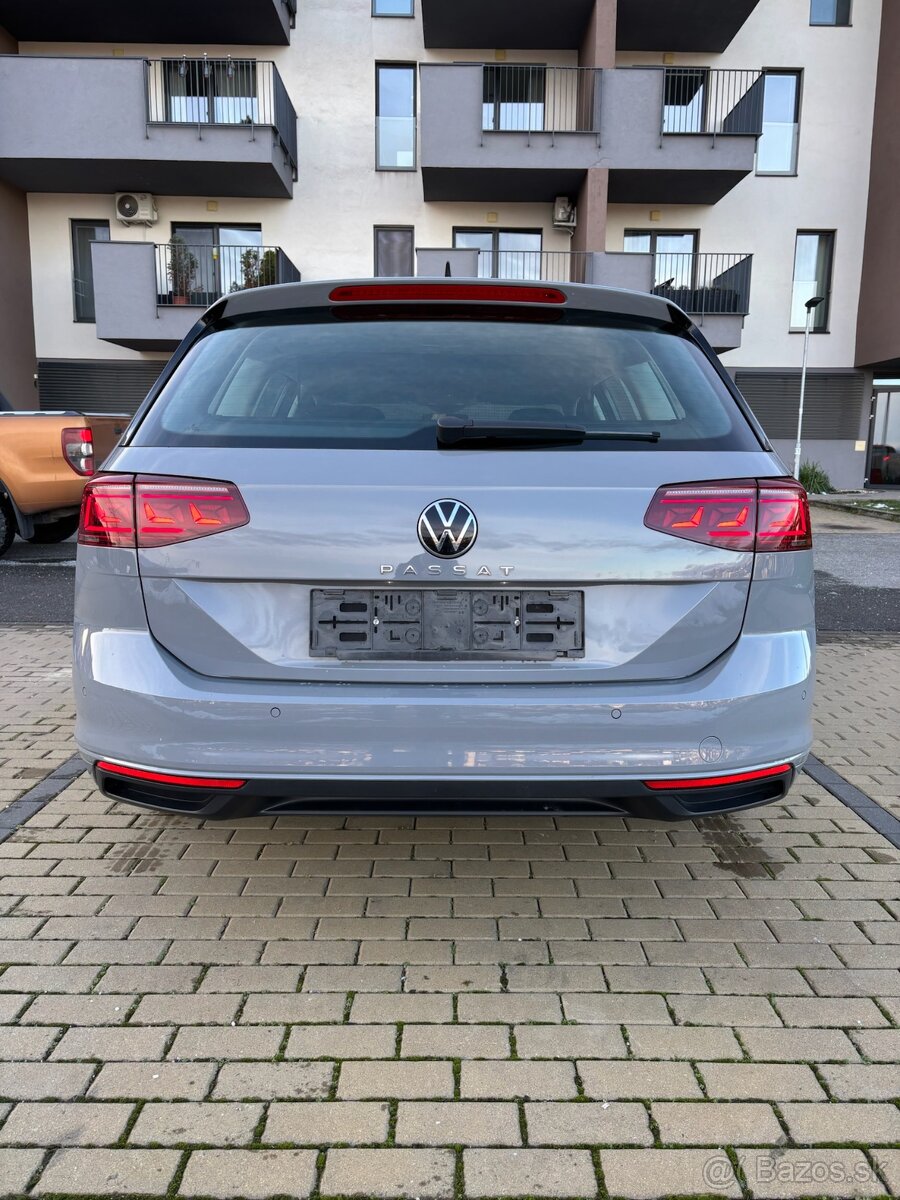 Volkswagen Passat Variant 110KW EVO TDI/7AT DSG - 6