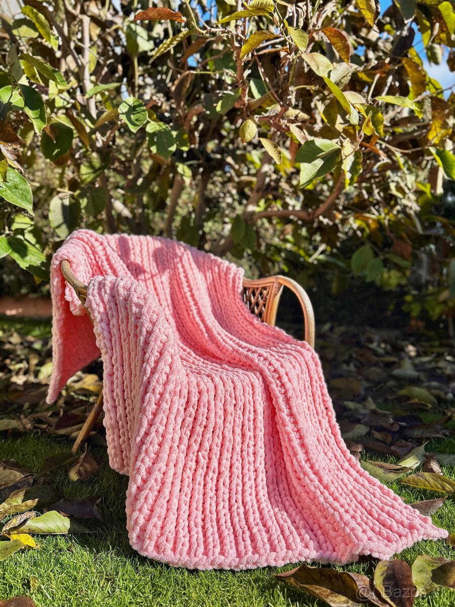 Puffy svetríky, čiapky, sály a deky - handmade - 6