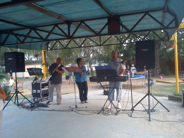 Živa hudba,aj sám zabávač - 6