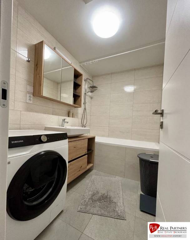 REB.SK Prenájom 2-izbového bytu CUBICON - 6