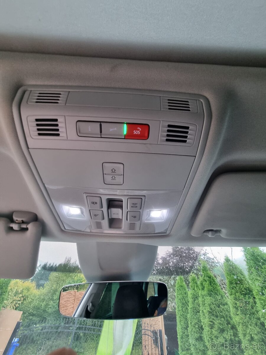 Škoda Superb Combi 2.0 TDI SCR Scout 4x4 DSG - 6