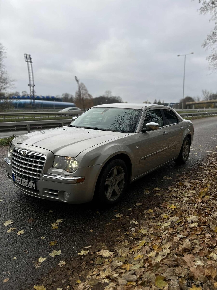 Chrysler 300c 3.0crd - 6