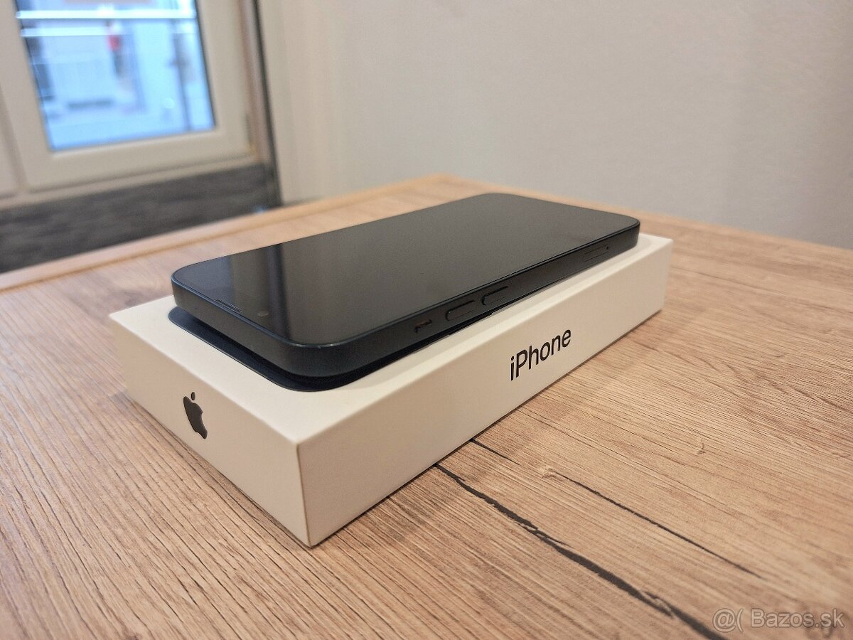 Apple iPhone 13 128GB - 6