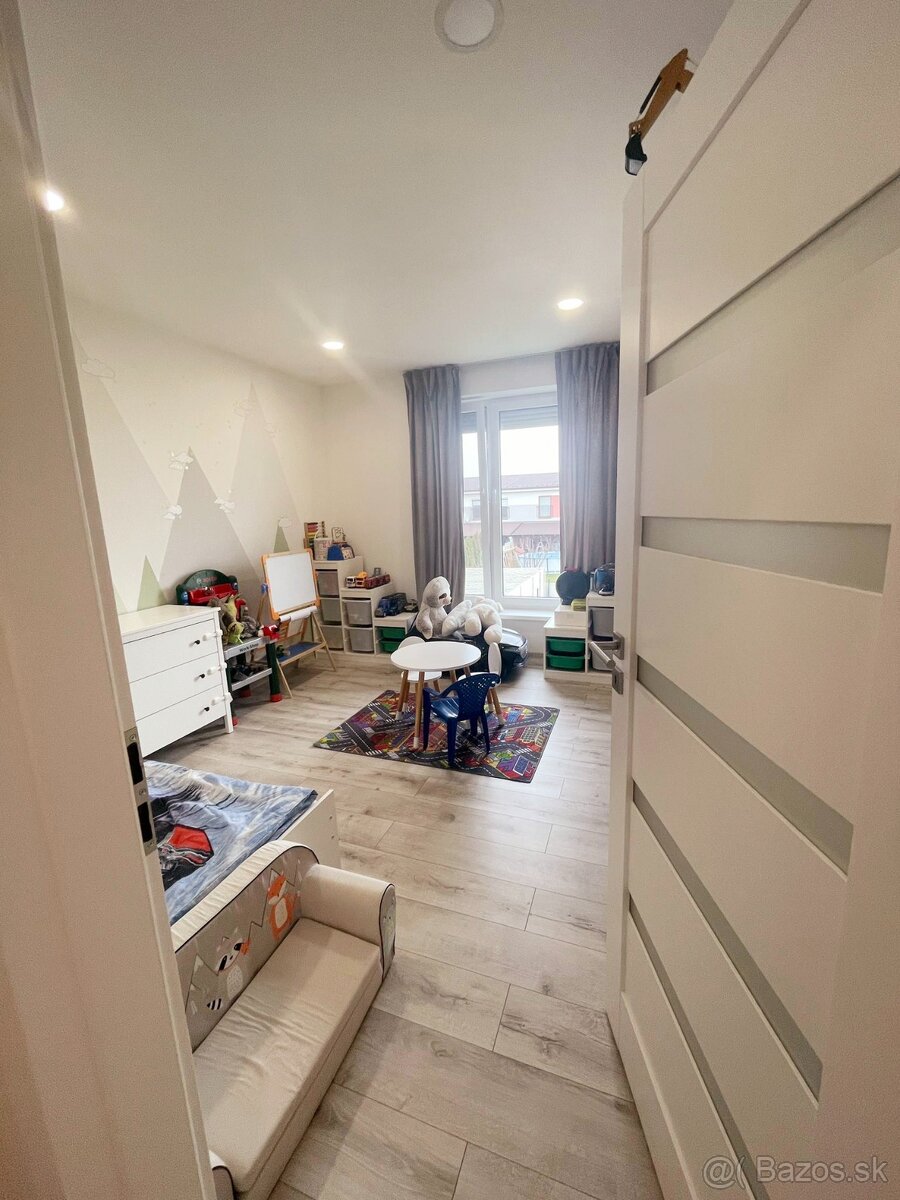 Moderný 3 izbový byt na predaj - 6