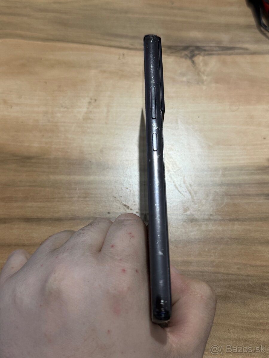 Predám Samsung Galaxy S22 8GB Rám 256GB Black - 6