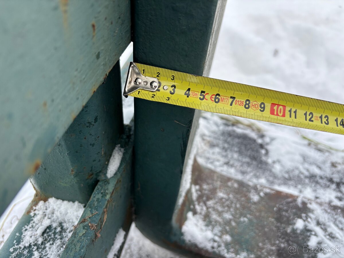 Predám paletizacne vidly za traktor - 6