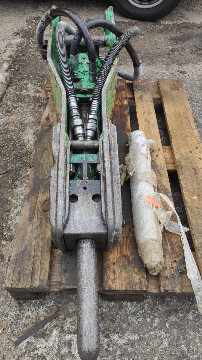 Buracie kladivo na bager, traktorbager. - 6