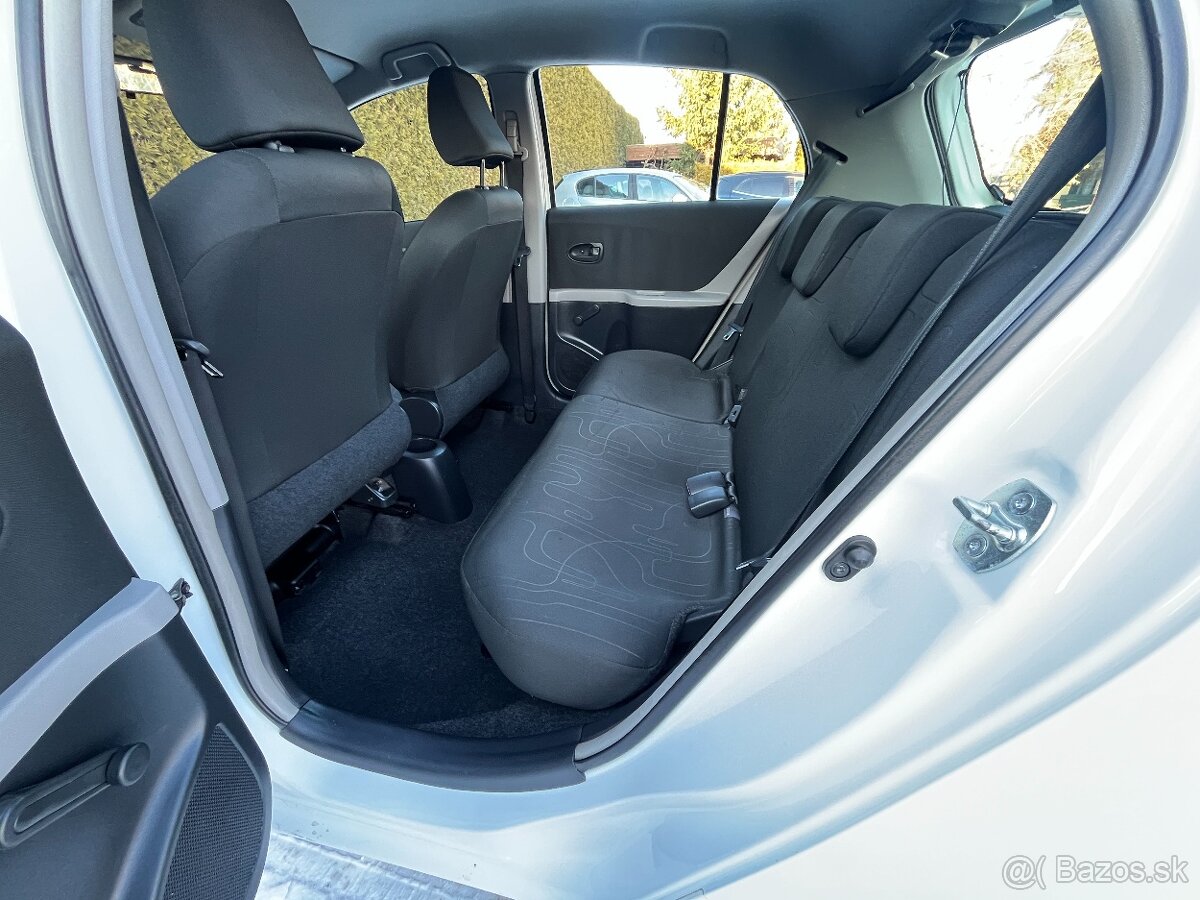 Toyota YARIS 2009 benzín - 6