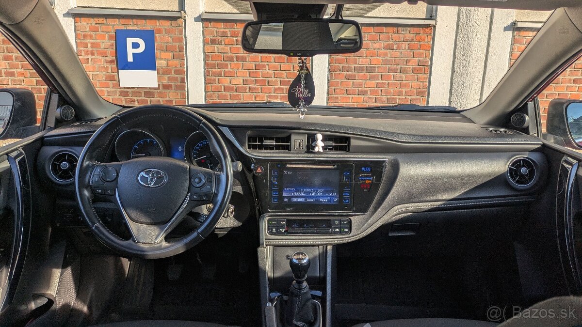 Toyota Auris 2018 1,6i 123000 km - 6