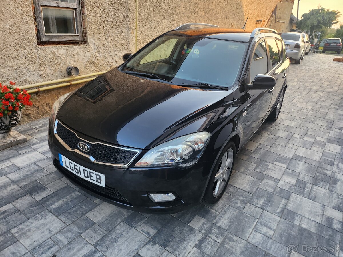 Rospredam Kia ceed 1.6 CRDi,85kw,r.v.2011. - 6