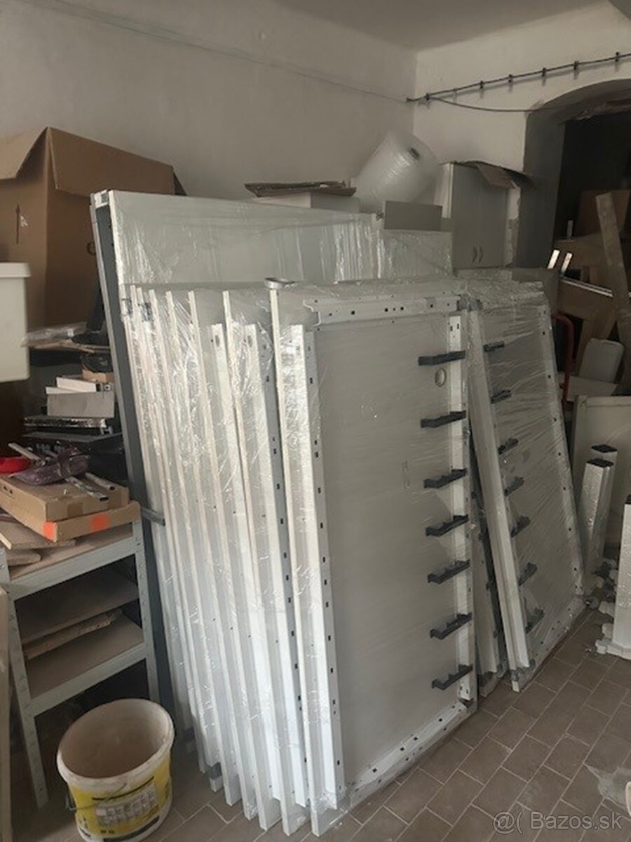 prodám kancelářské bílé stoly ze systému Openspace - 6