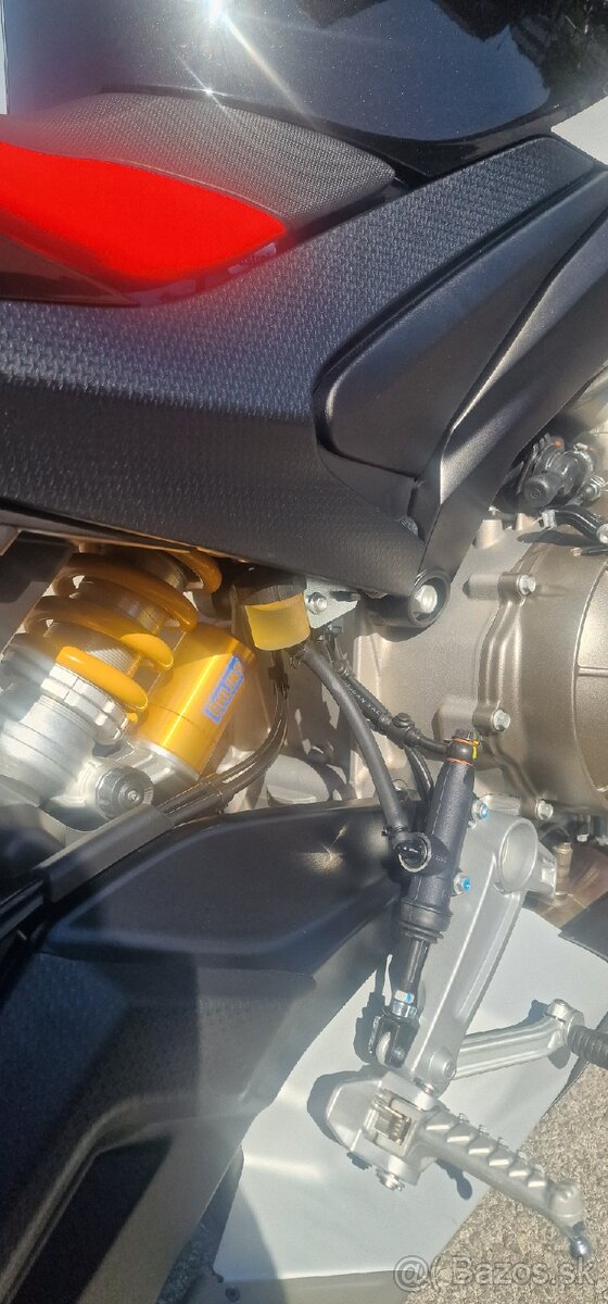 Aprilia Tuono 660 Factory - 6