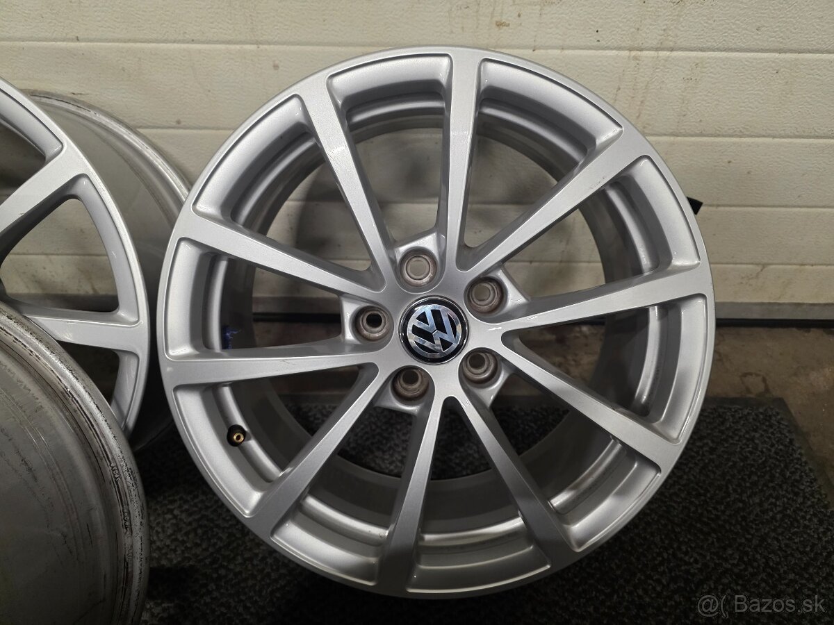 KOVANE ALU 5X112 R17 AUDI 7,5J ET36 - 6