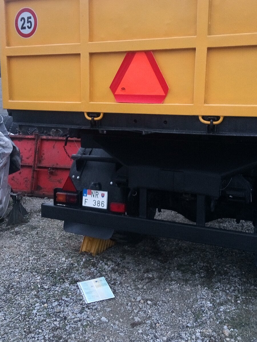 Vyklapacia vlečka S3 - 6