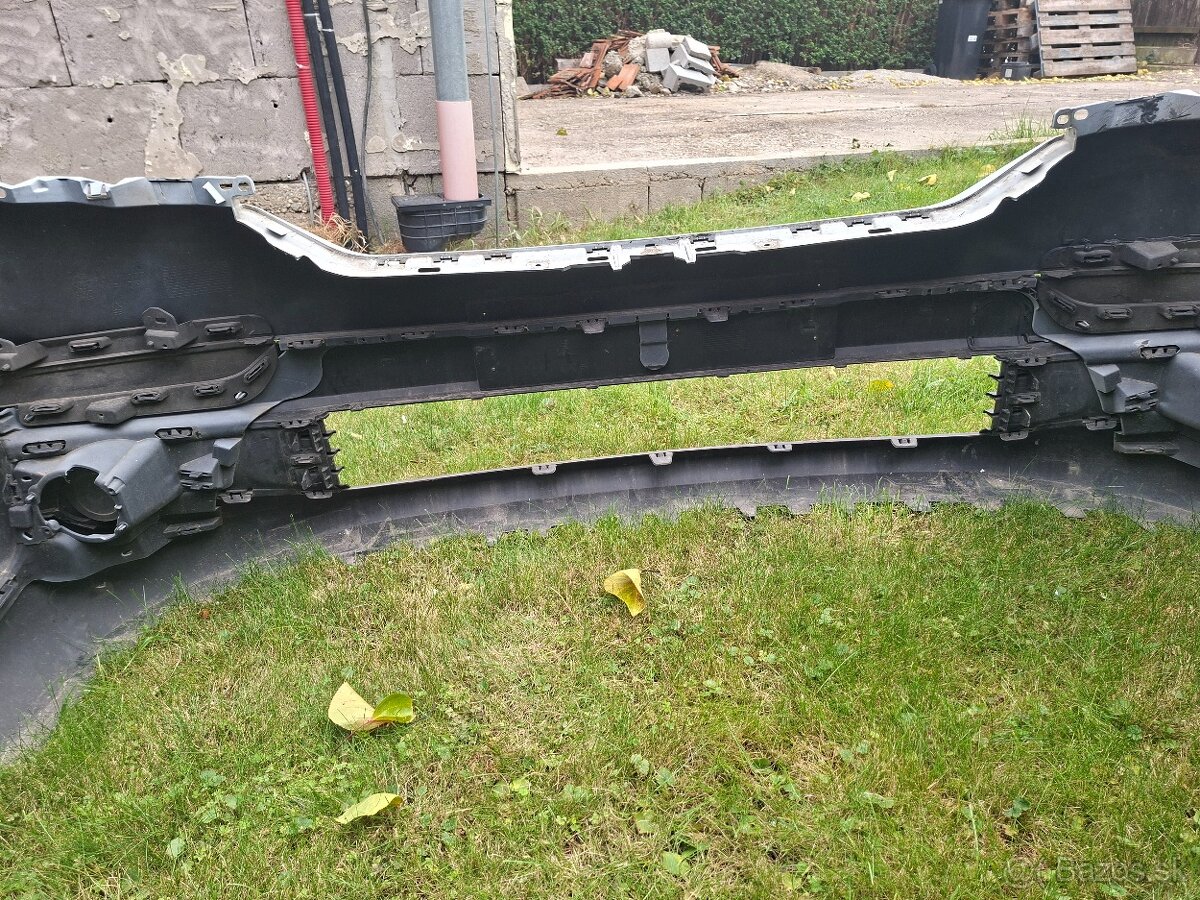 Predám predný nárazník na Fiat Talento - 6