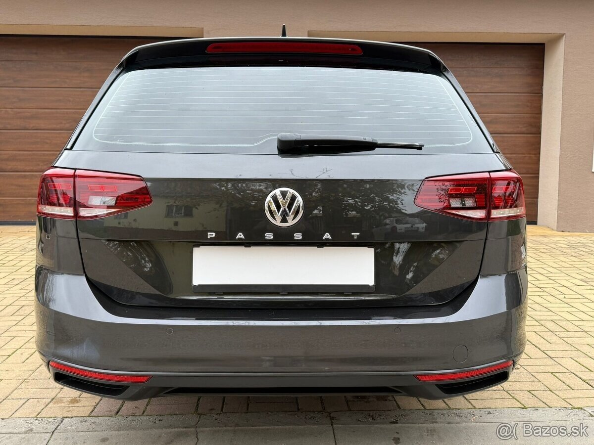 Volkswagen Passat Combi 2.0 TDI Business 110KW M6 - 6
