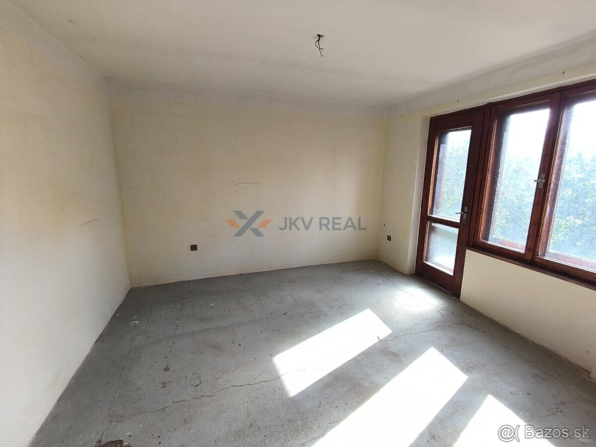 Veľký rodinný dom BOJNICE - viac možností využitia - 6