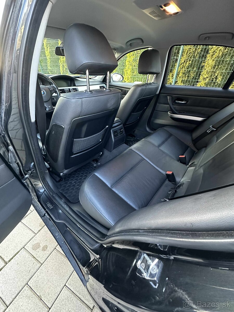 Predám BMW E90 rad 330xi 4x4 190kw - 6