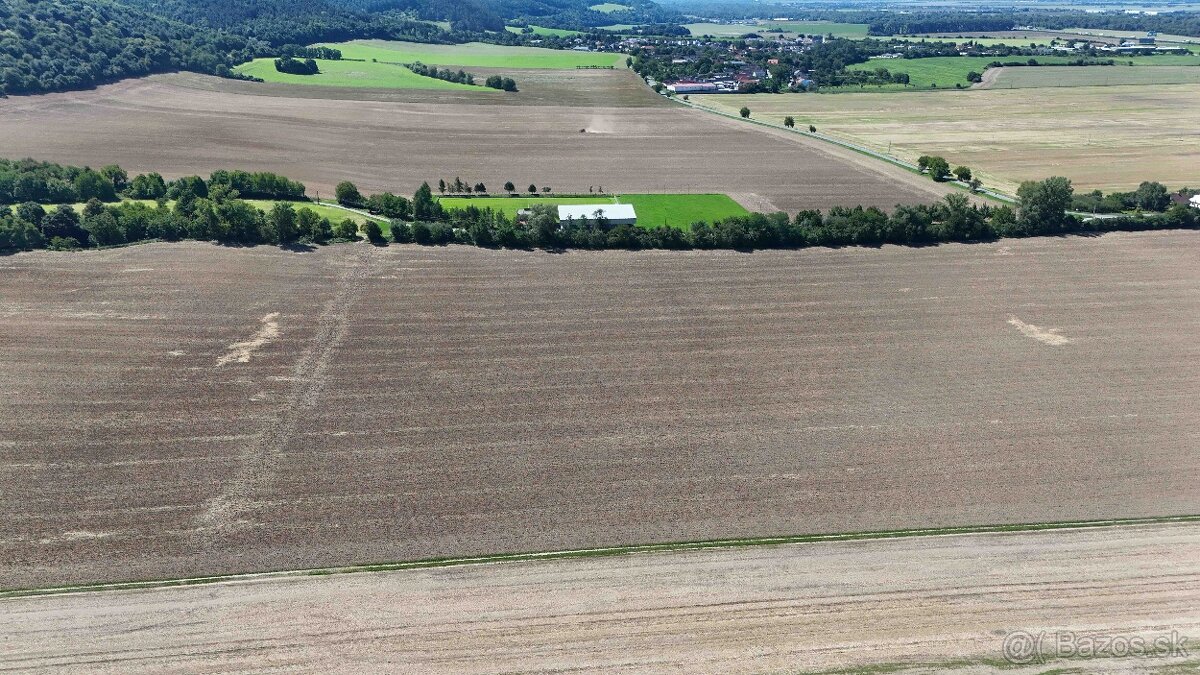 Nová Ves nad Váhom – Orná pôda v 1/1 s prístupom - 6