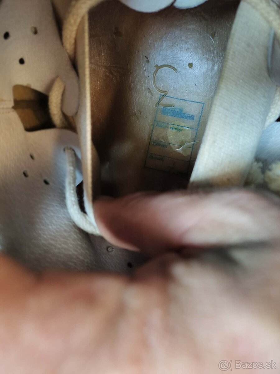 VB, SNB Policajna motoprilba nenosena - 6