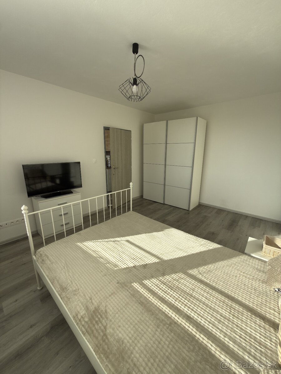 PRENÁJOM - 1izbový byt Chrenová - Nitra - 6