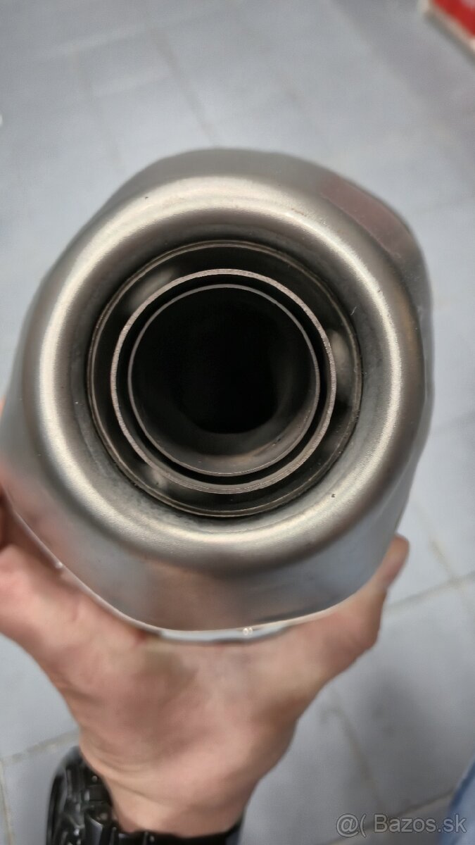 Motorka- vyfuk AKRAPOVIC - 6