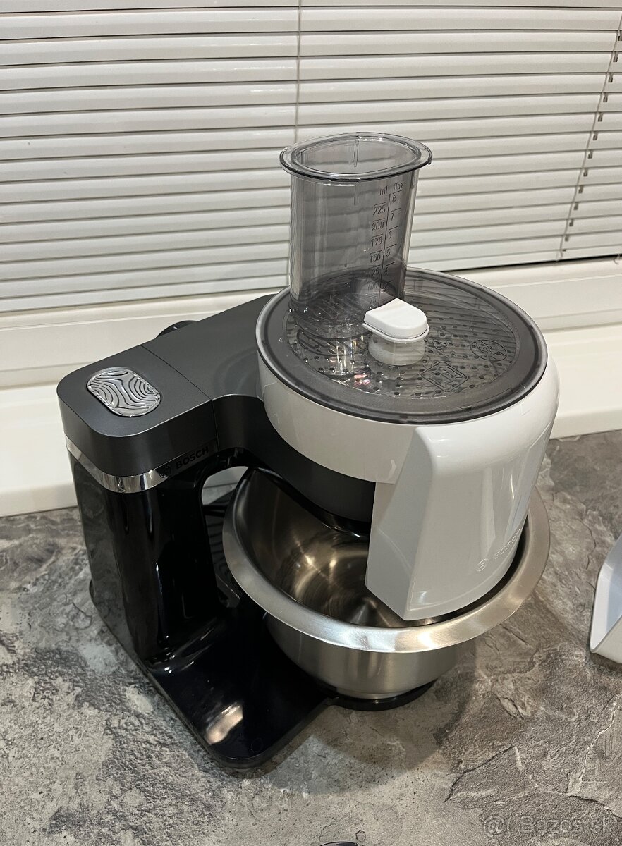 Bosch MUM Serie 2 MUMS2VM00 900W kuchynský robot - 6