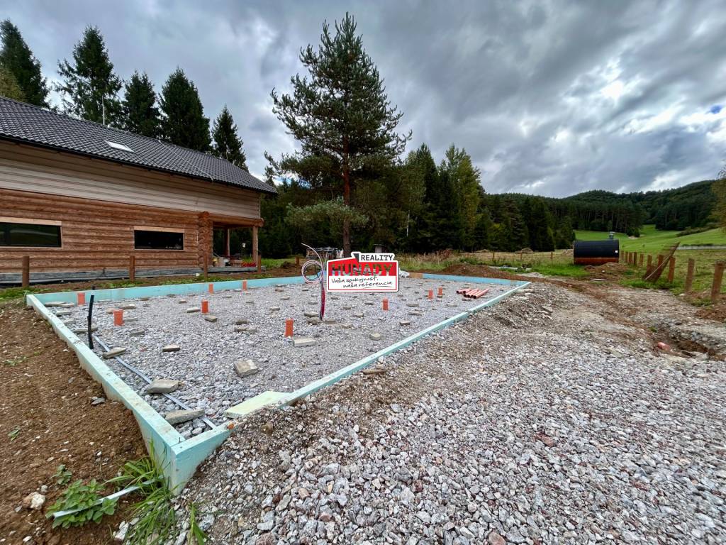 (602 m²) NOVOSTAVBA CHATY NA SLNEČNOM POZEMKU - 6