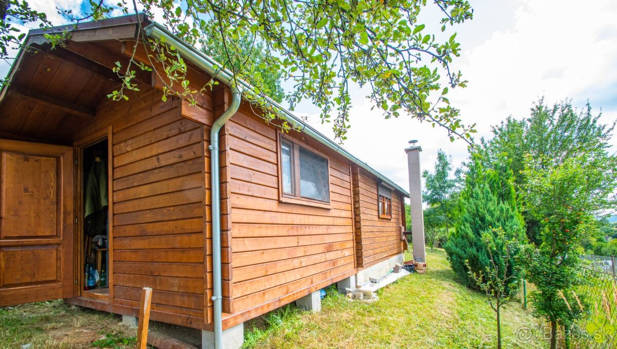 Záhradná chatka Dlžín 1000 m2 - 6