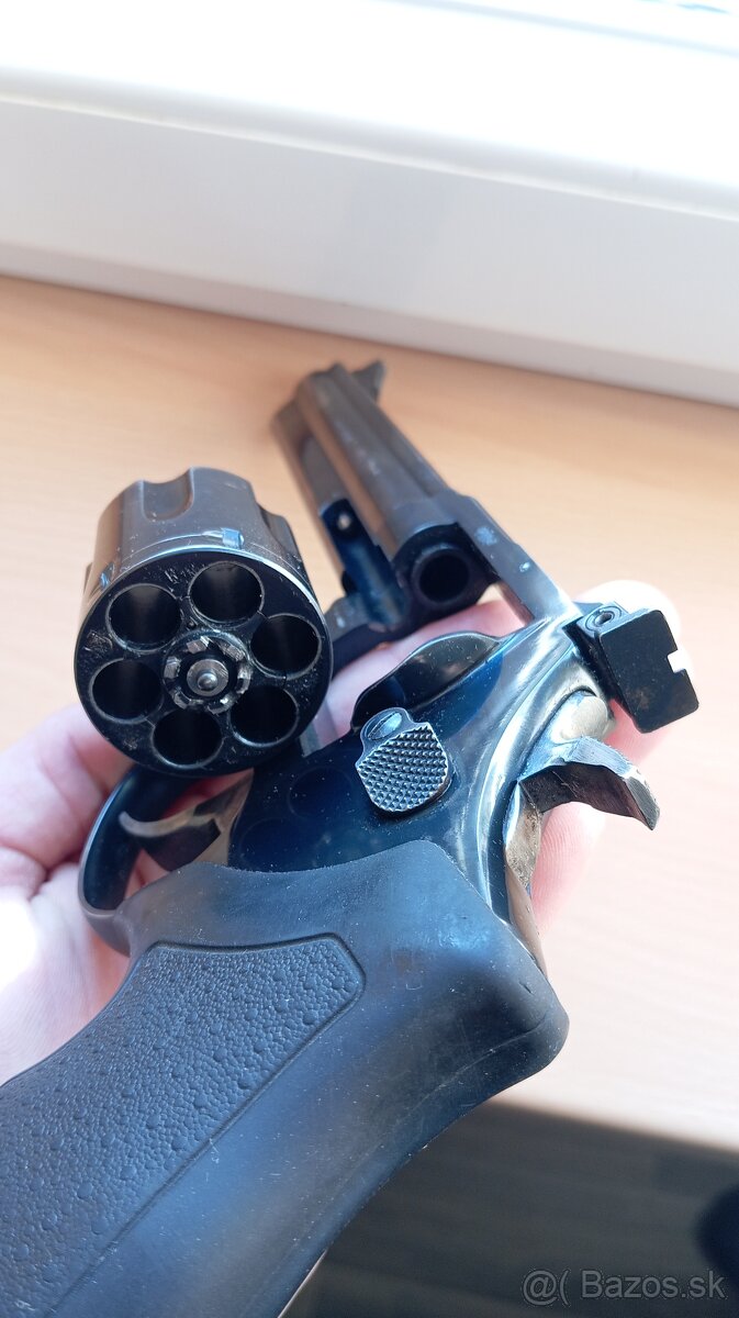Magnum 357 - 6
