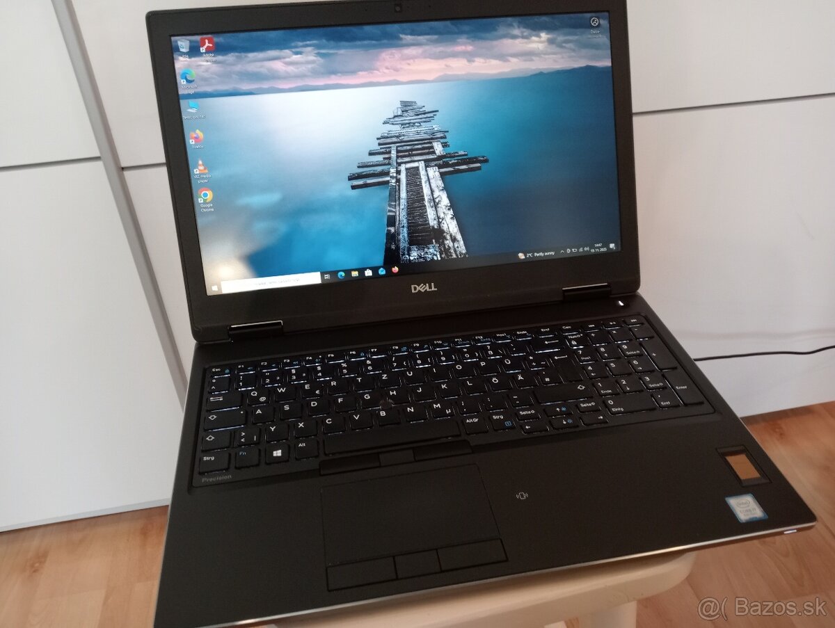 predám Dell precision 7530, 32gb ram , Intel core i7 ,ssd - 6