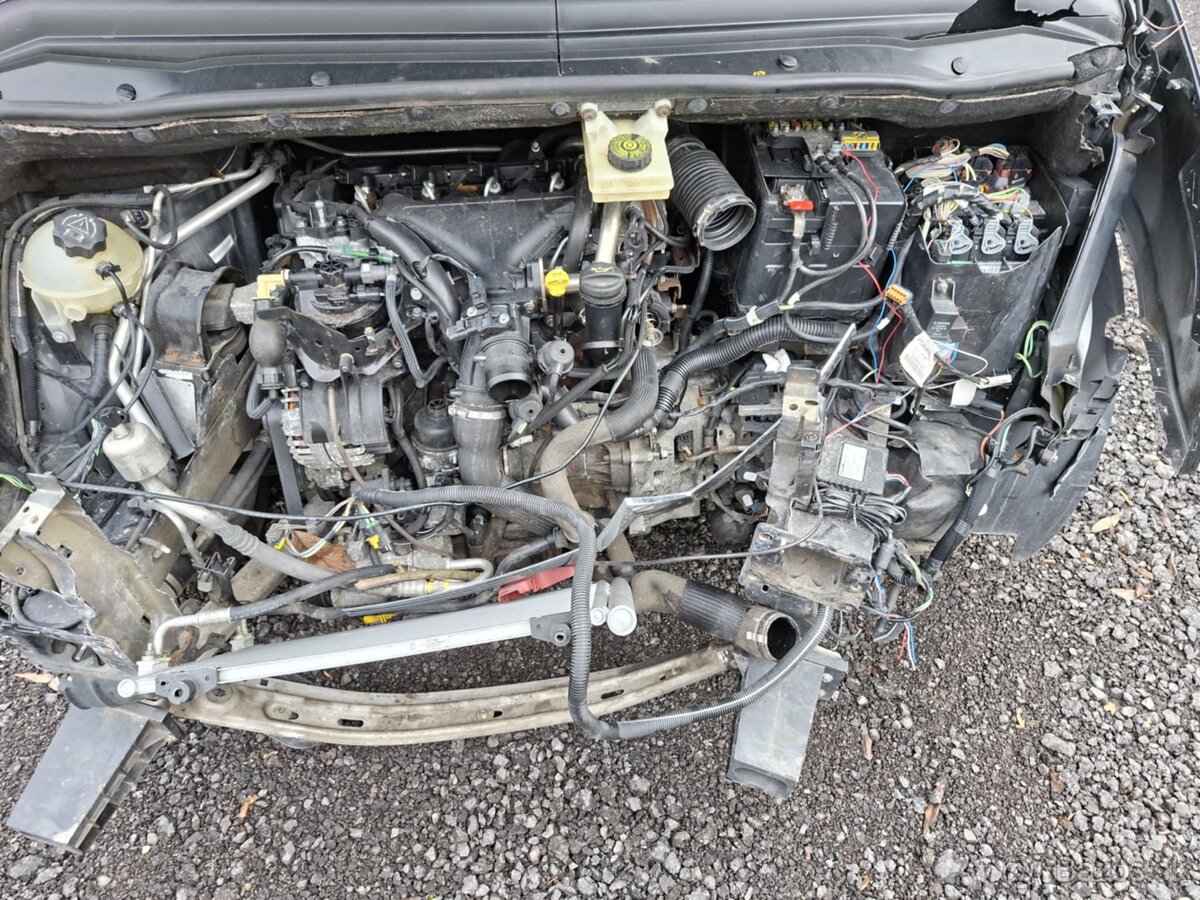 Citroen C4 Grand Picasso 2.0HDI - 6