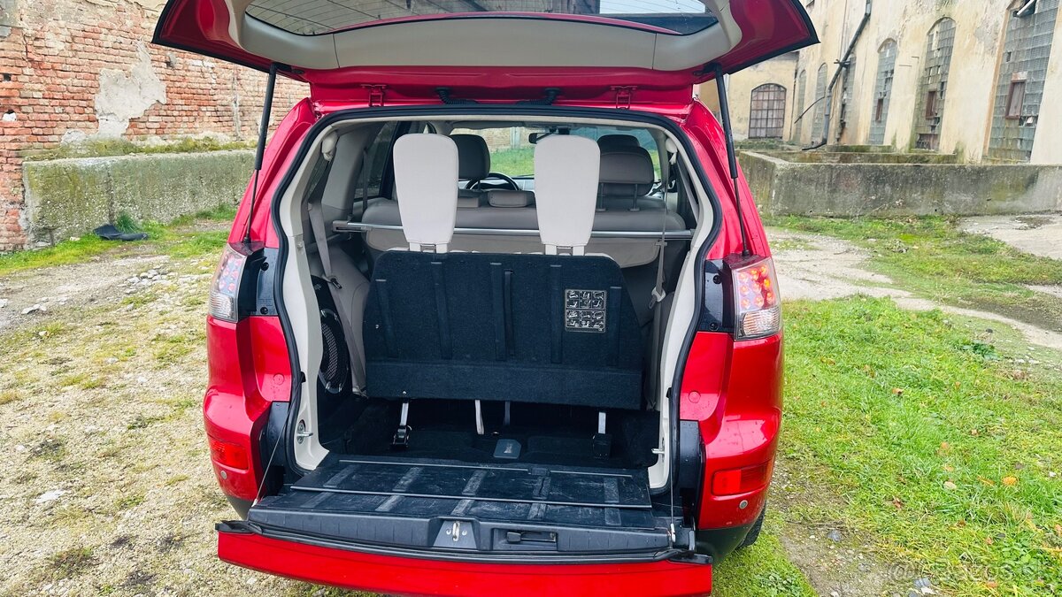 Mitsubishi Outlander 2.0DI-D 4x4 - 6