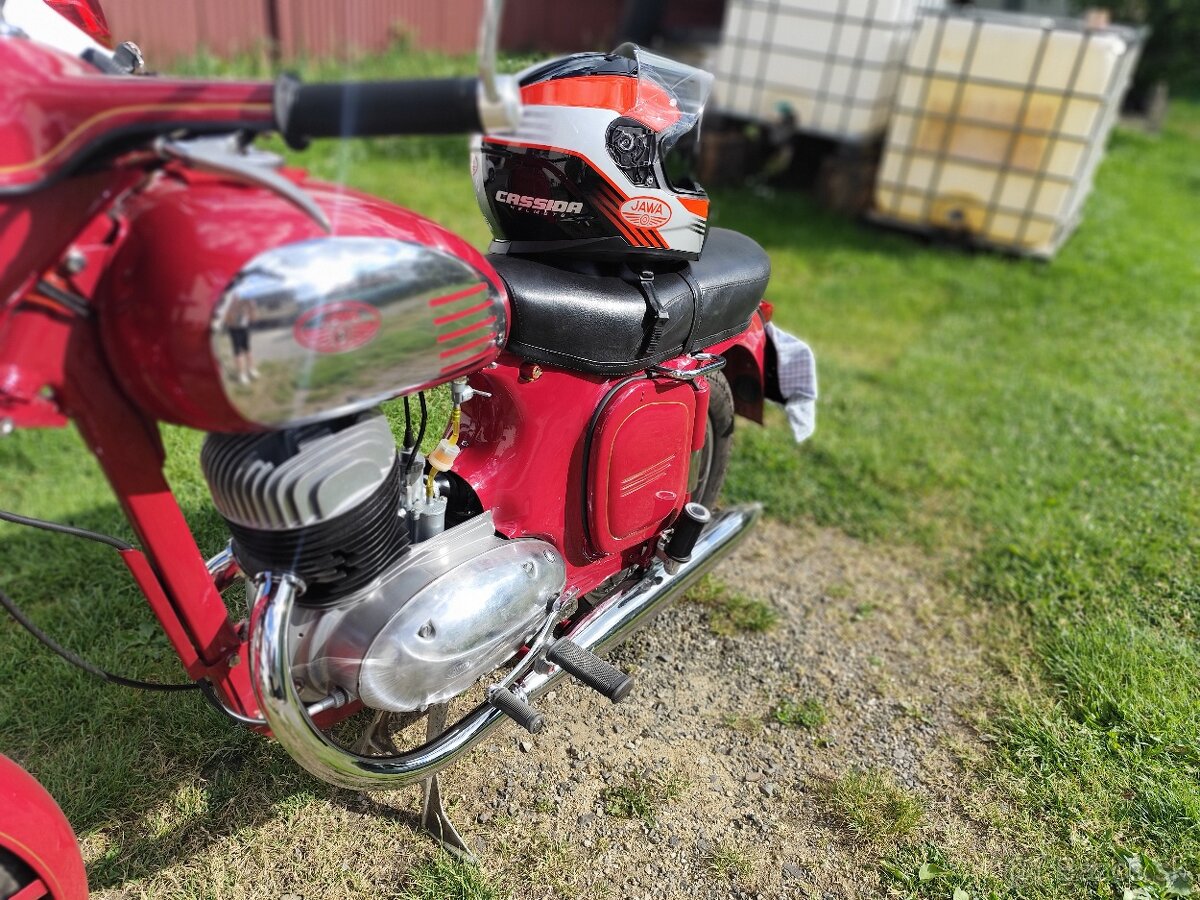 Jawa 250 Panelka 559 ročník 1972 - 6