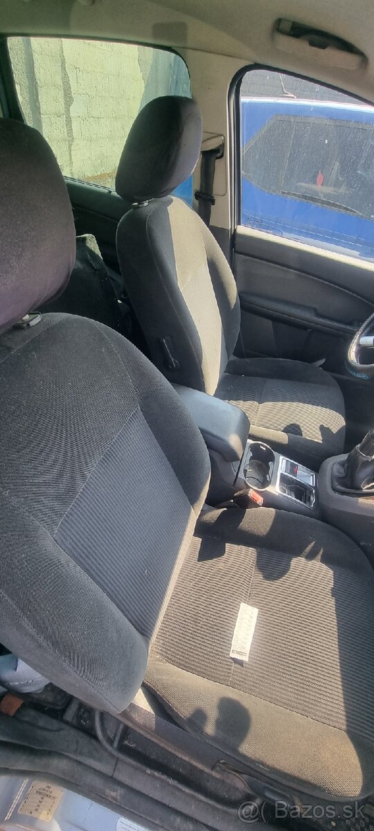 Ford C-max 2.0tdci 100kw, poškodený motor , nd - 6