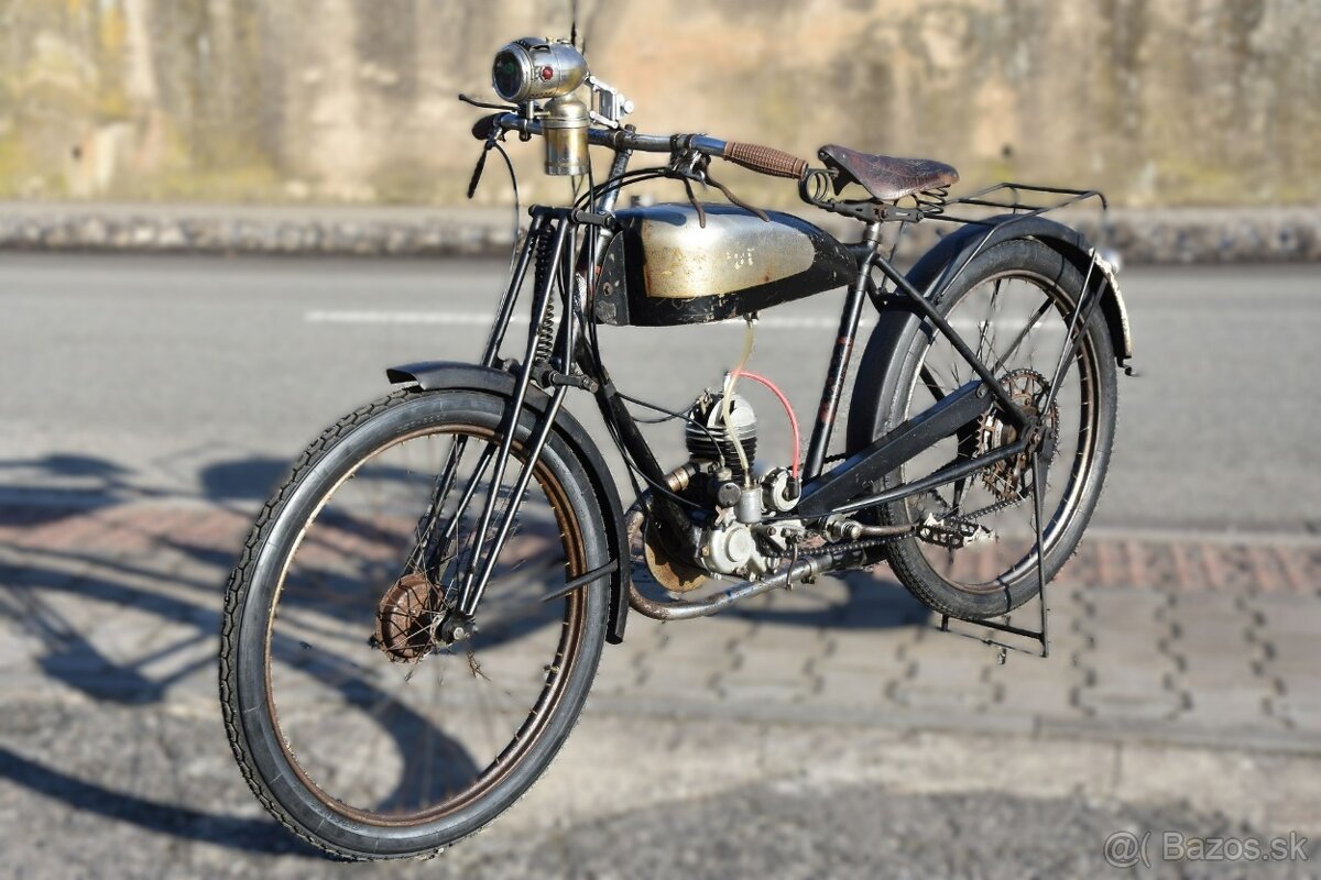 Předválečné motokolo Armor Paris - 6