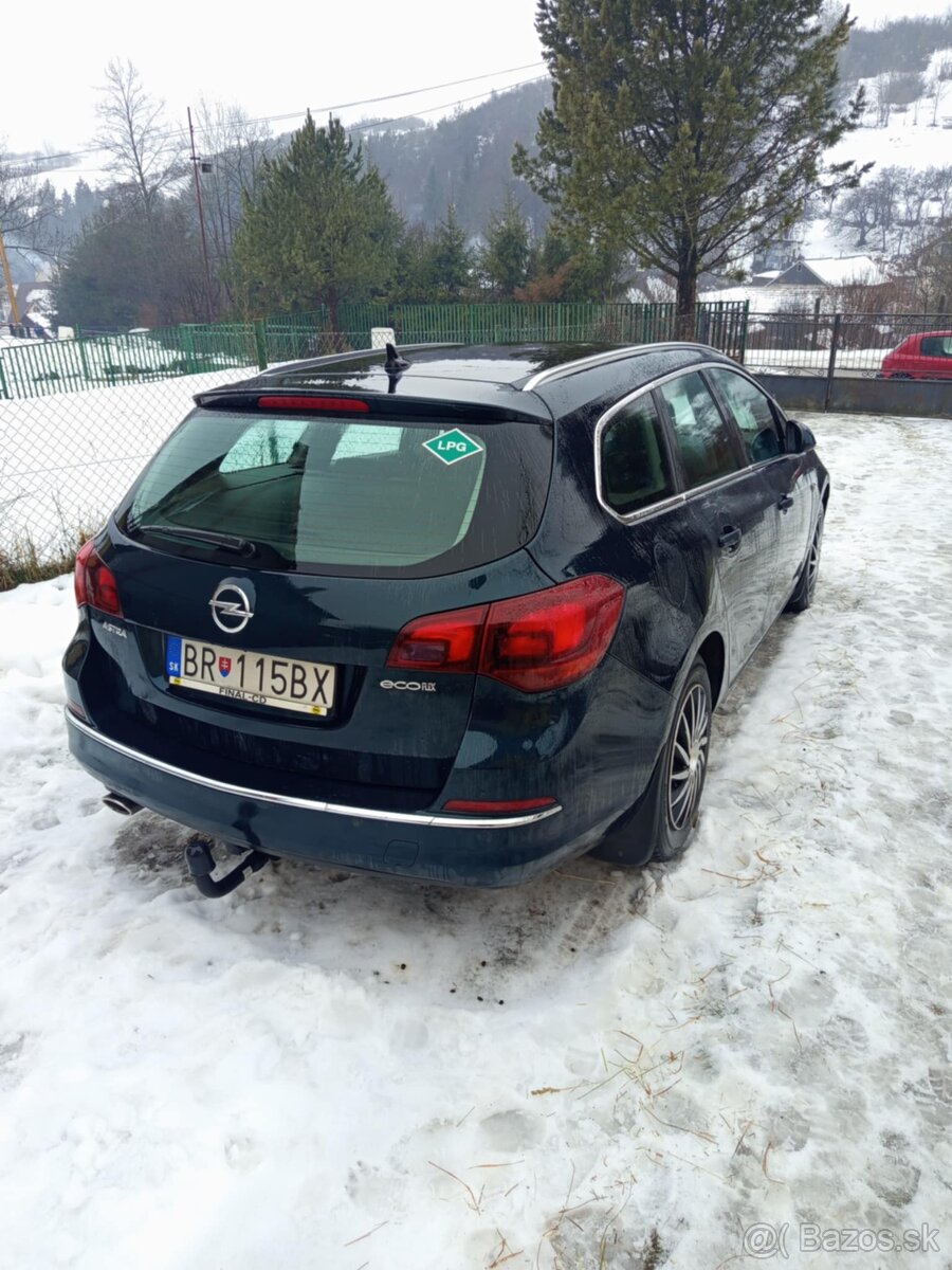 Opel Astra 1.4 EcoFlex LPG - 6