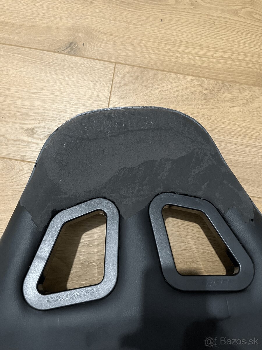 Predam stolicku DxRacer Formula - 6